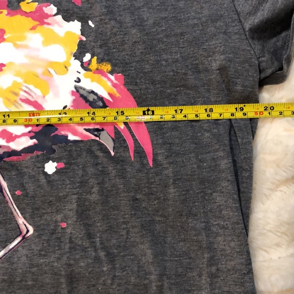 🦩 Flamingo tee with turn back cuffs at sleeve - Picture 5 of 6
